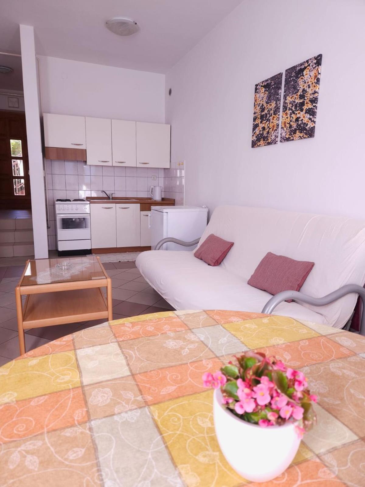 Lorena Apartments In Pula Ngoại thất bức ảnh